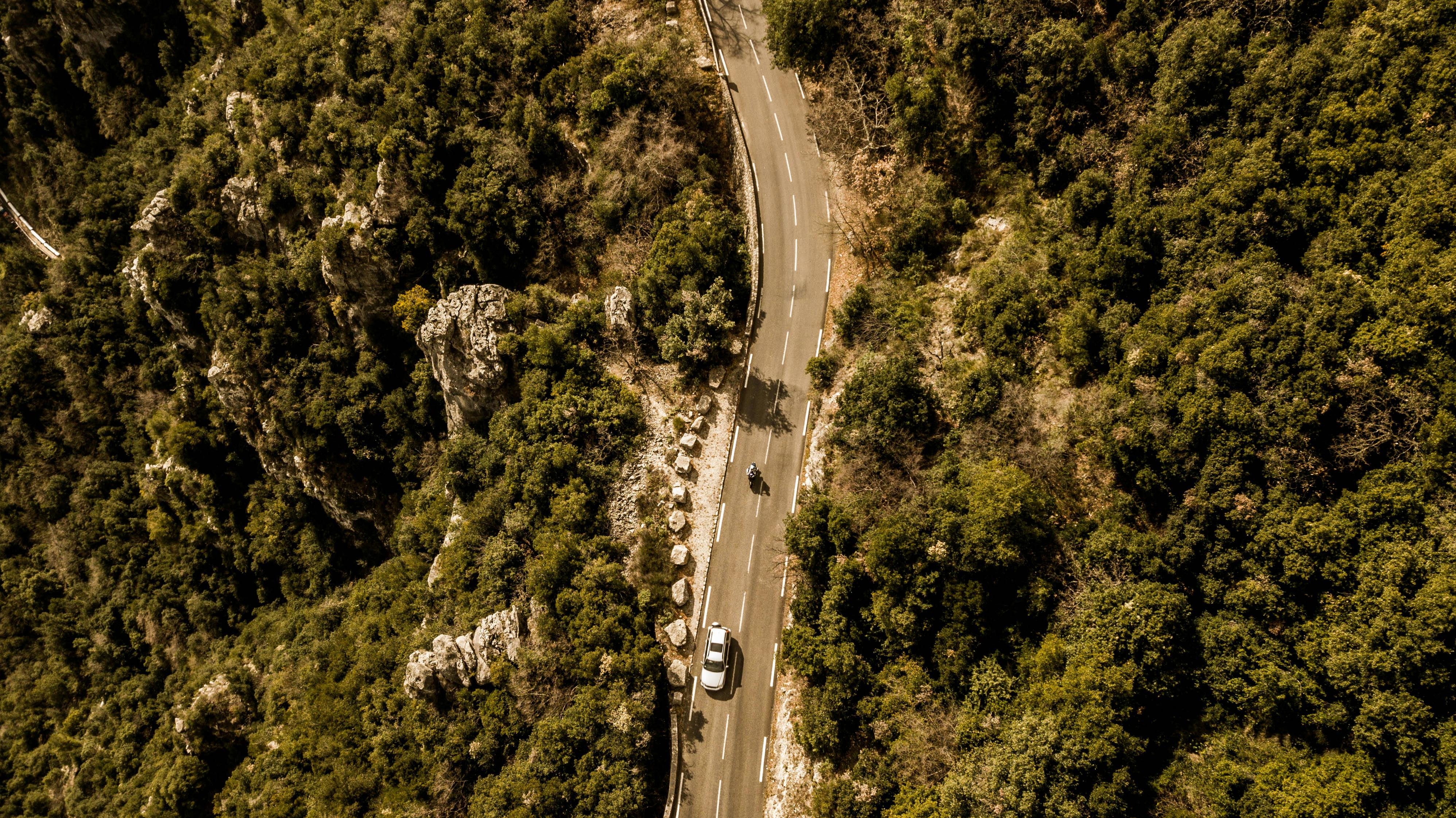 Road trip à l’étranger : comment éviter de passer ses vacances en voiture